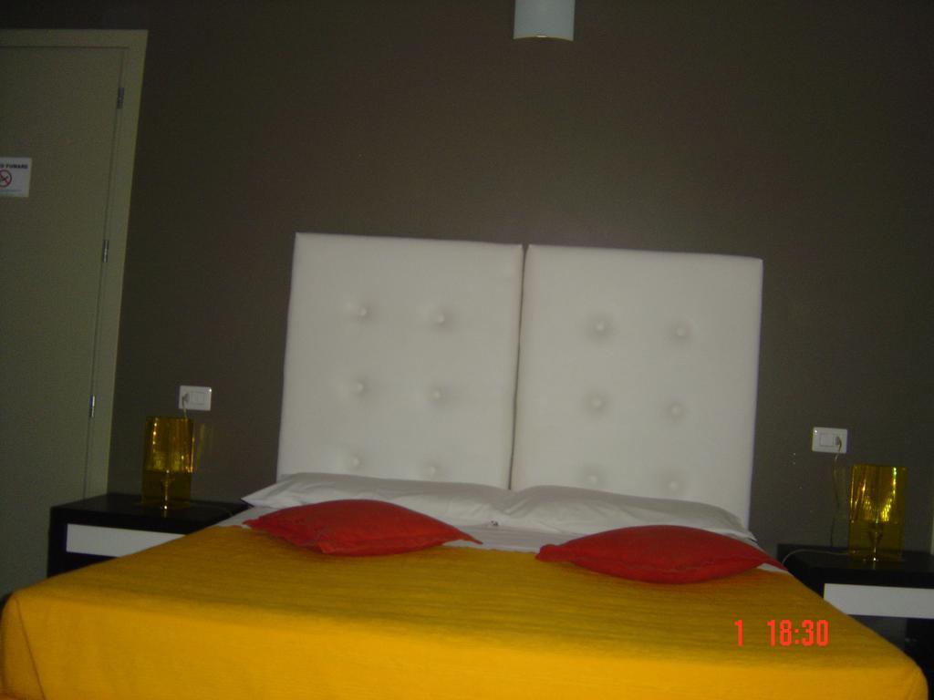 Bcomfort Cagliari Room photo