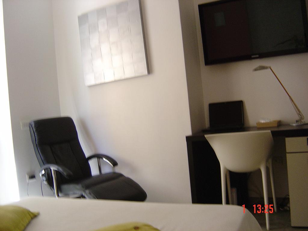 Bcomfort Cagliari Room photo